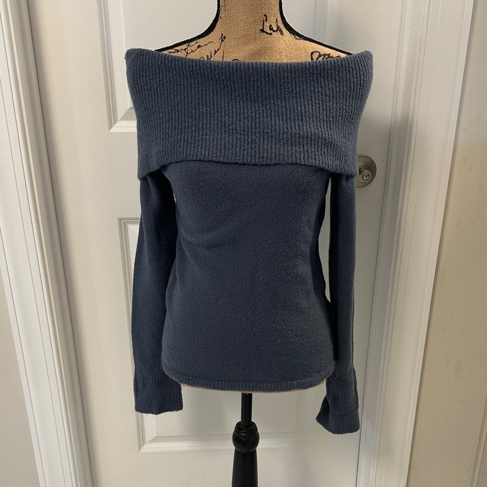 Guess Off-Shoulder Sweater in Blue